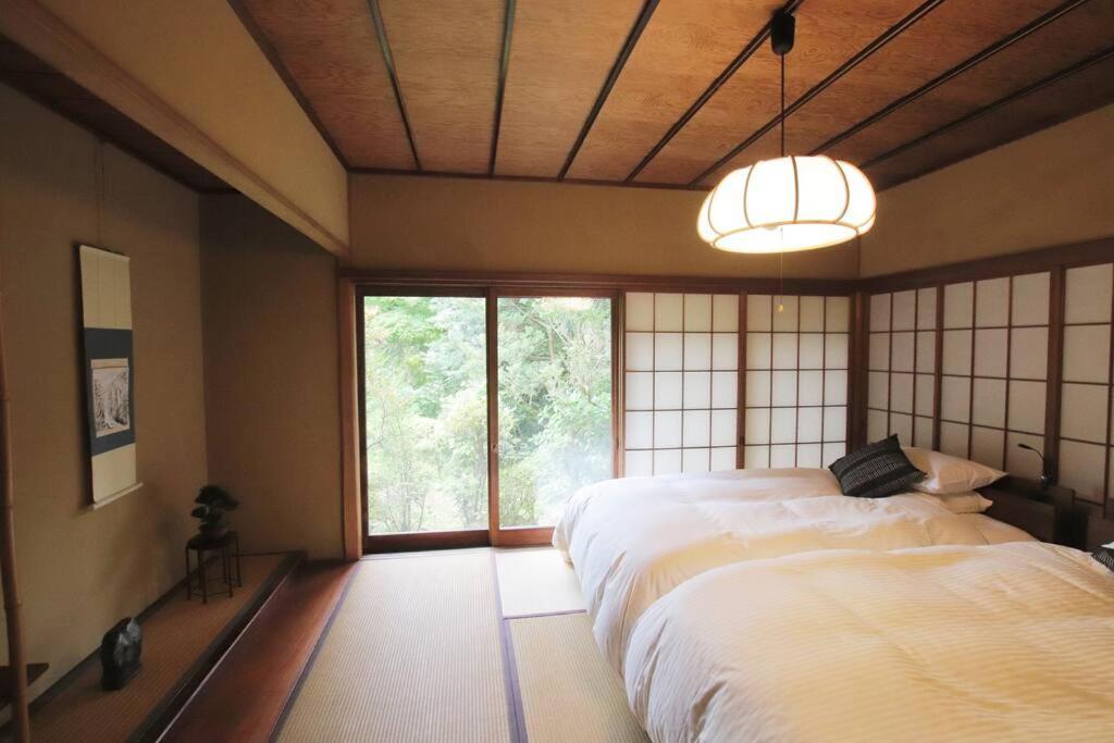 Yamaguchi House Villa,Historic Japanese Room With Onsen Хаконе Екстериор снимка