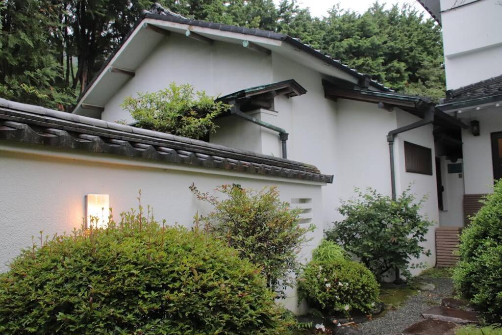 Yamaguchi House Villa,Historic Japanese Room With Onsen Хаконе Екстериор снимка