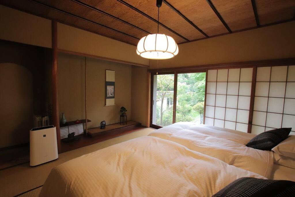 Yamaguchi House Villa,Historic Japanese Room With Onsen Хаконе Екстериор снимка
