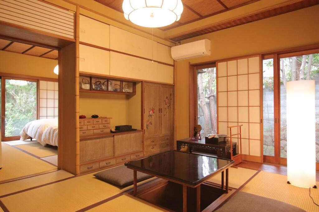 Yamaguchi House Villa,Historic Japanese Room With Onsen Хаконе Екстериор снимка