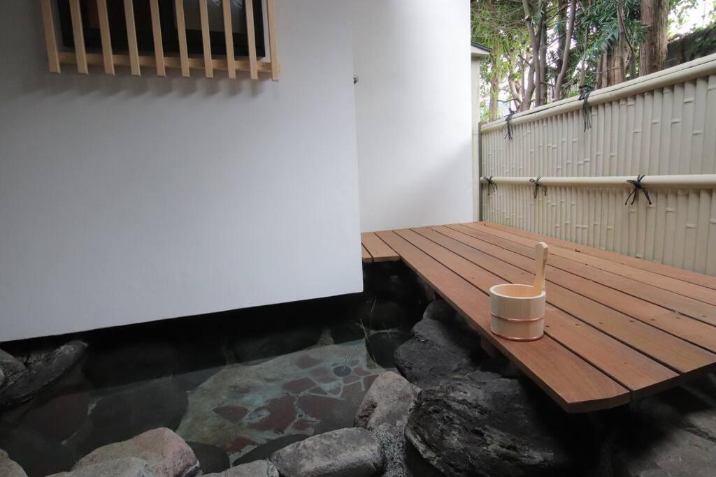 Yamaguchi House Villa,Historic Japanese Room With Onsen Хаконе Екстериор снимка